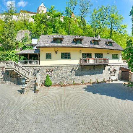 Resort U Jelena Krivoklat Luaran gambar